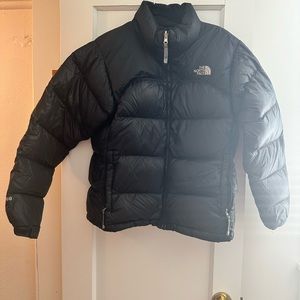 Black Northface 700 Puffer!